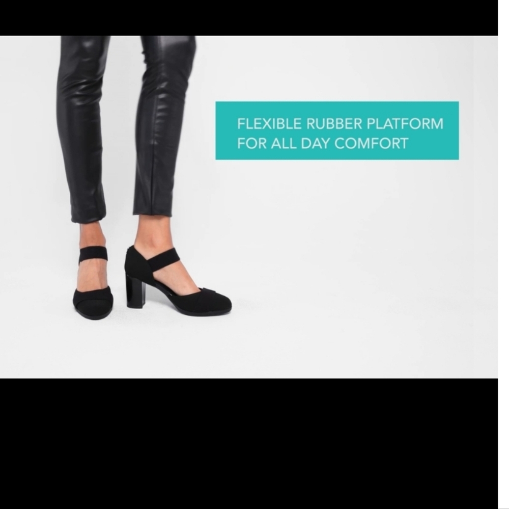 Anne Klein Black Heeled Sandals - Picture 2 of 16